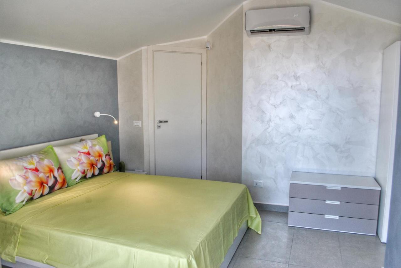 Villa Dedalisa By Holidayngo Acireale Exterior foto